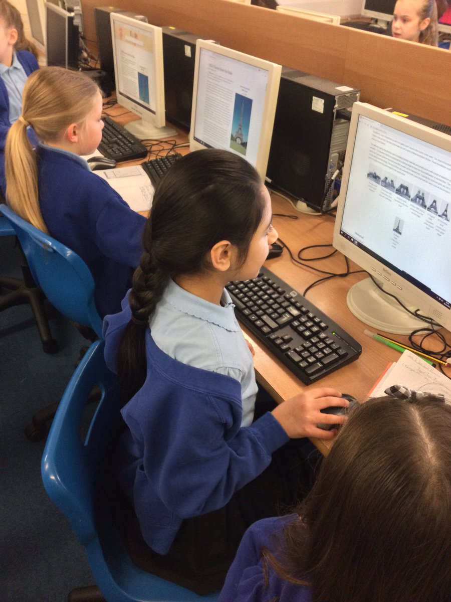 LSTClass12's tweet photo. This morning, we are researching the Eiffel Tower! We are looking into the structure of the tower linked to our current DT topic and also linking it to our Languages lessons and intercultural understanding! #STPSFrench #STPSDT π«π·π https://t.co/JZE4p8ZlfI