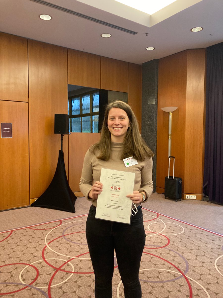 SignalSociety's tweet photo. Meet the winners of the 5 poster prizes:
Miriam Kelm (Kiel), Sevinj Sultanli (Heidelberg), Hagen Bachmann (Witten) and Bernd Bufe (Zweibrücken)….
Congratulations! https://t.co/JgyeIW6IAJ