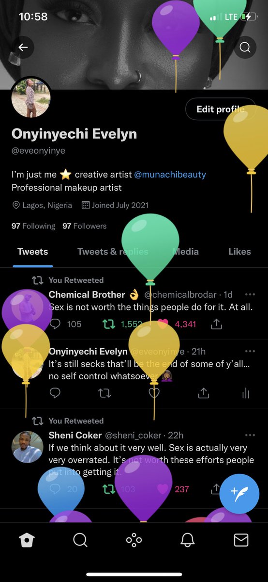 eveonyinye's tweet photo. I got balloons today 😌  
Happy birthday to me 😌🥰
Please say a prayer for me when this crosses your TL 🙏 
#birthdaygirl #happybirthdaytome https://t.co/vmrDxov0Mw