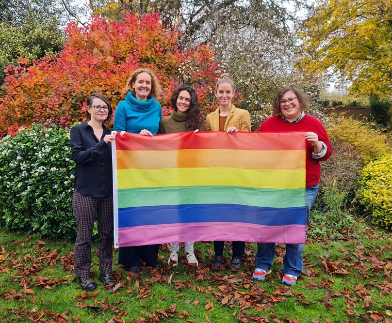 MRC Cognition and Brain Sciences Unit (@mrccbu) on Twitter photo Happy #LGBTSTEMDay!🏳️🌈On this day, we're celebrating the great work & achievements of members of the LGBT+ community in #neuroscience here <a href="/mrccbu/">MRC Cognition and Brain Sciences Unit</a>.
Thread of research by our colleagues featured in this pic, resources, & details on our great LGBT+ in Science virtual seminar👇🥳 Happy #LGBTSTEMDay!🏳️🌈On this day, we're celebrating the great work & achievements of members of the LGBT+ community in #neuroscience here <a href="/mrccbu/">MRC Cognition and Brain Sciences Unit</a>.
Thread of research by our colleagues featured in this pic, resources, & details on our great LGBT+ in Science virtual seminar👇🥳