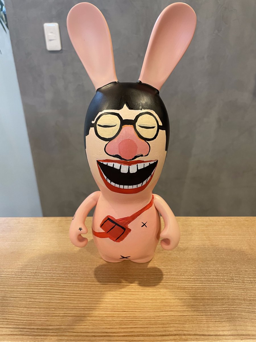 Ubisoft Da Nang welcomed employees back to the office with a Rabbid decorating workshop! Here are a selection of their masterpieces 🐇🎨 https://t.co/xaOgaymbNA