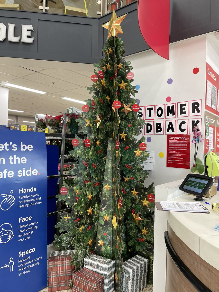 modelshopper's tweet photo. Are cardboard Christmas trees more sustainable? #Sustainability #pos https://t.co/LVCvkquLWg