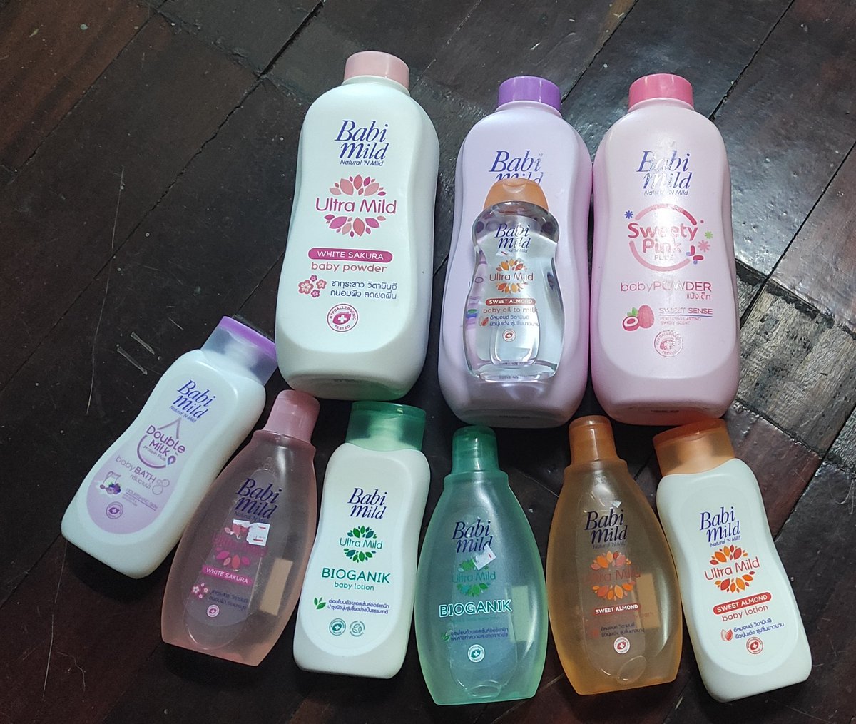 ချစ်ဖို့ကောင်းတဲ့ မေမေ နော်
အရင်စျေး နဲ့ ရတုန်းကို သိမ်ကြုံး ဝယ်ပလိုက်တာ။
expire က 2024 ထိရတယ်။
adolescent မဖြစ်မချင်း တော့
Baby ပဲ ပေးသုံးချင်တာ။