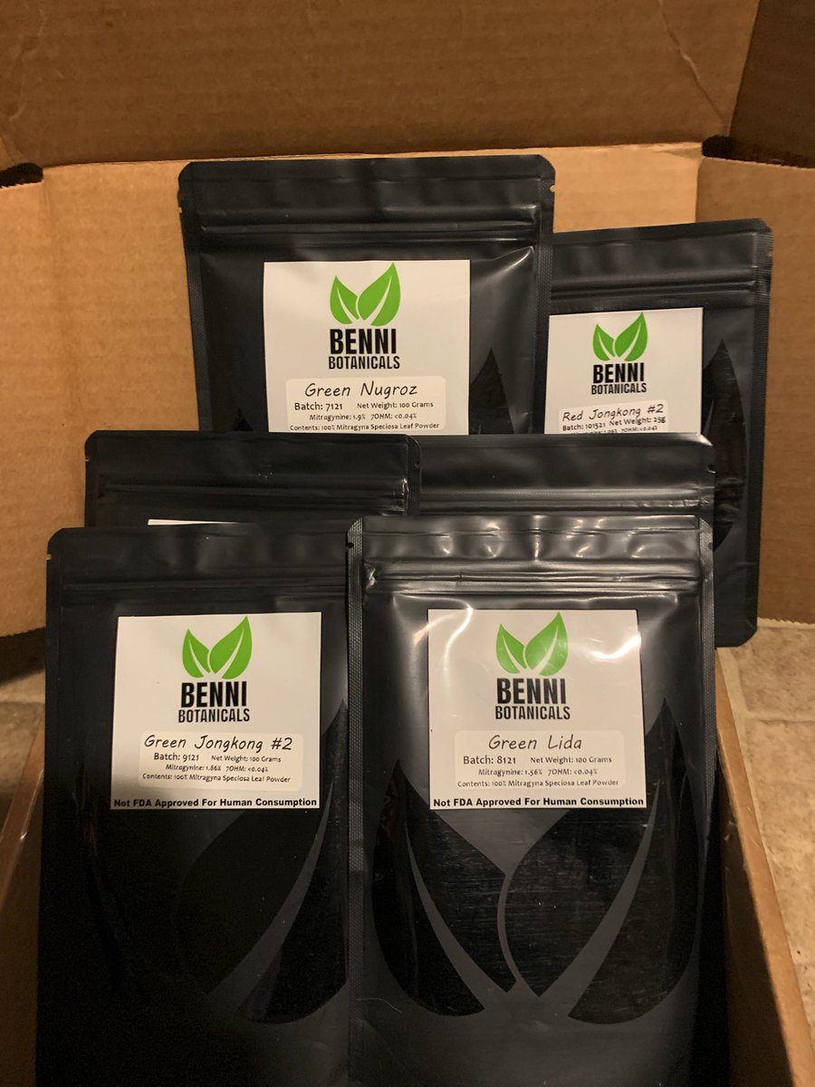 svanstem_cox's tweet photo. @BenniBotanicals received my order yesterday. Well done as usual. I enjoy trying new product and my cats enjoy the box it came in. Win win. Okay he green Nugroz was awesome and I’ll let you know how the red Jongkong works here shortly. Thank you so much! https://t.co/d71f3wNNUS