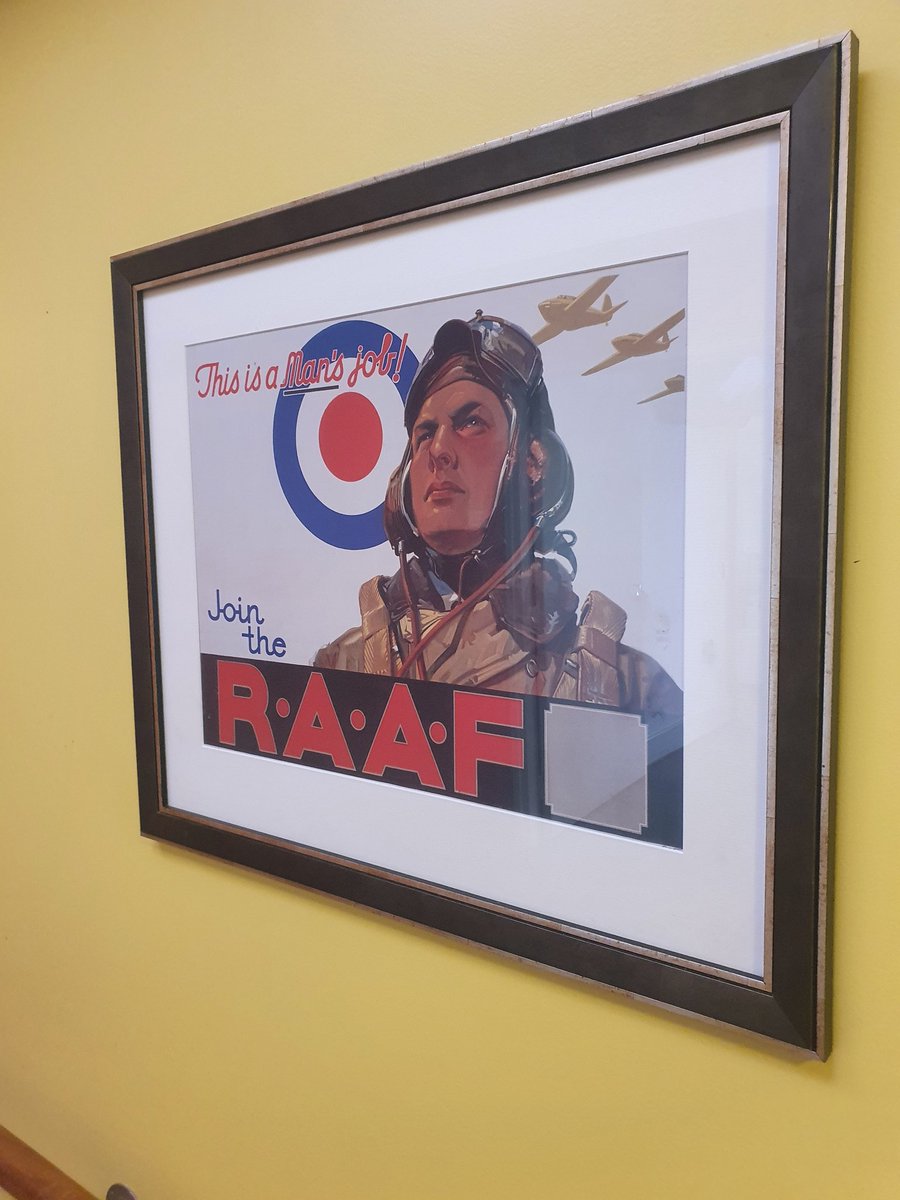 scotty_thomo's tweet photo. That #AntiqueStore smell
Taking me back to those simple days showing grandad my plastic #toysoldier collection
#History #nostalgia #RAAF #MansJob #Armymaydisagree https://t.co/qSc5ZlRf5n