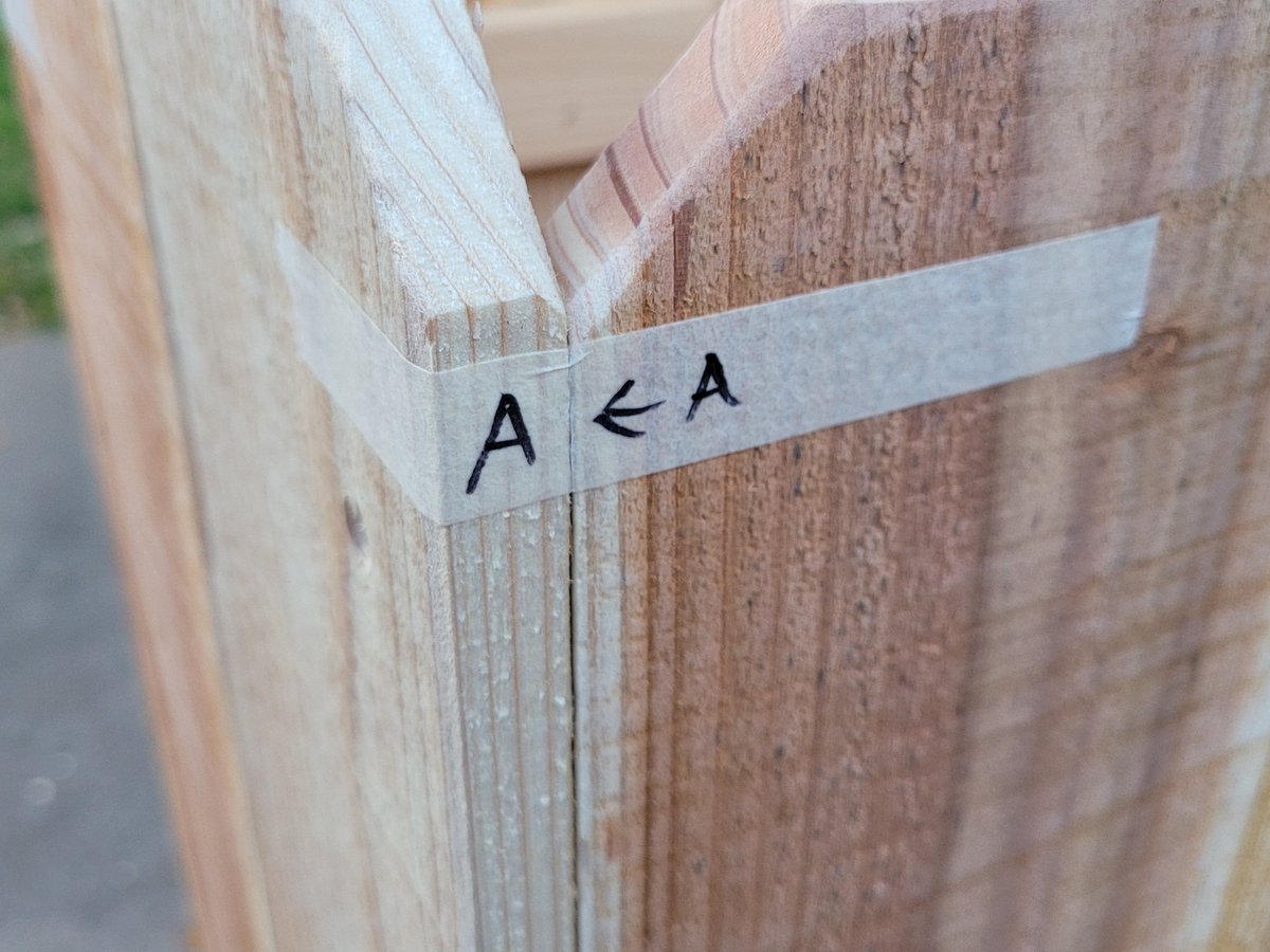 JosephsWoodwork's tweet photo. 6-foot cedar garden box shipping to a client in Nacogdoches, Texas. We call this style "Fency" due to its vertical boards resembling a fence. Some assembly is required but all the labeling makes it easy to put together. https://t.co/5fLgtrHTx5