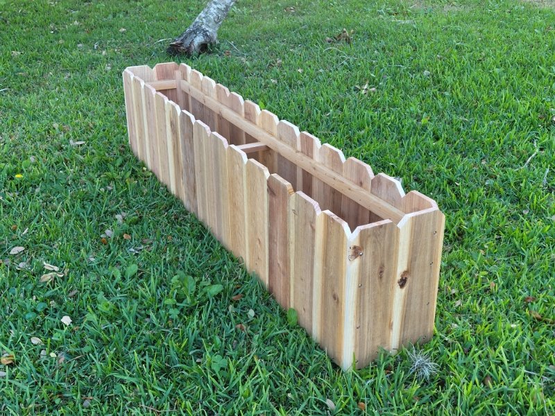 JosephsWoodwork's tweet photo. 6-foot cedar garden box shipping to a client in Nacogdoches, Texas. We call this style "Fency" due to its vertical boards resembling a fence. Some assembly is required but all the labeling makes it easy to put together. https://t.co/5fLgtrHTx5