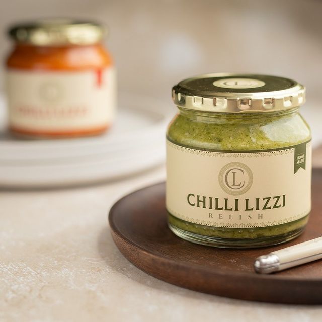 WSFoundry's tweet image. The quest to find the perfect chilli relish was deemed an impossible task – until now! 🔥😍🔥
.
Welcome to Foundry-family, @chilli_lizzi ! 🌶️
Find them next to @thefatcactus in the #woodstockfoundry courtyard.
.
.
#proudlysouthafrican
#chilliloversunite
#localfood