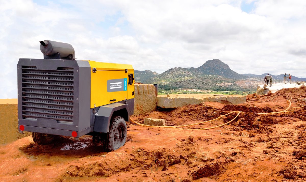 AtlasCopcoIndia's tweet photo. When the elements of sun and air with drilling action are present in a quarry, the output is bound to be optimal !
Here our XAS450-200 #portableaircompressor provides consistent #air flow for #jackhammer #drilling action. #AtlasCopcoIndia #PowerTechnique https://t.co/hsIKuSWK0C