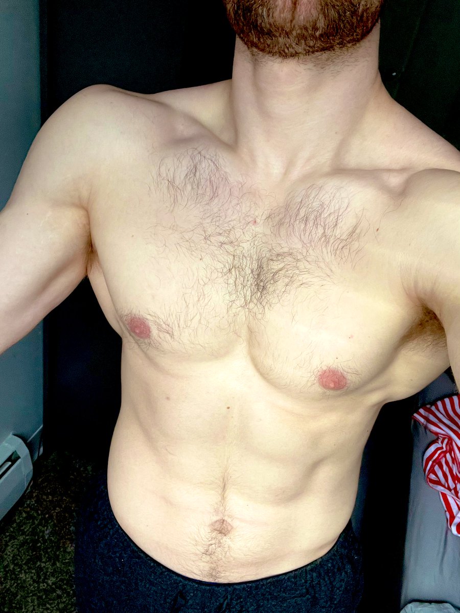 KentTheMaster's tweet photo. Waldo has wings #findom #alphamale #muscleworship #cashmaster #alpha https://t.co/fMRRyGJDLu