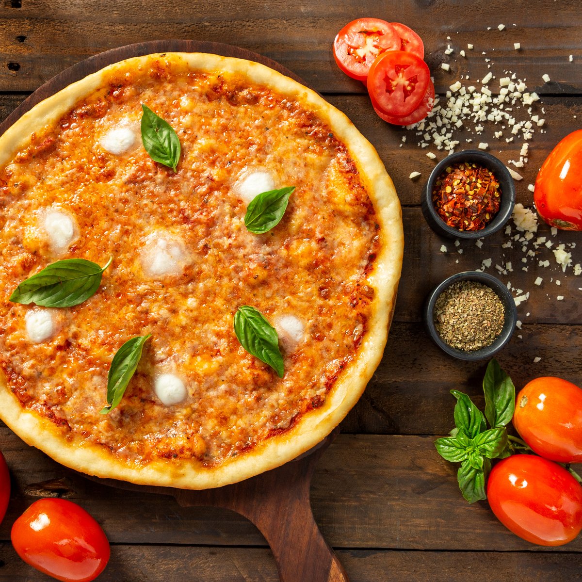 Finding excuses to orderSlice of pizza on a Thursday is completely understandable… just saying. #ThursdayThoughts

So, order yours now via the link in bio!

#Pizza #PizzaLover #MargheritaPizza #Cheese #Cheesy #ItalianFood