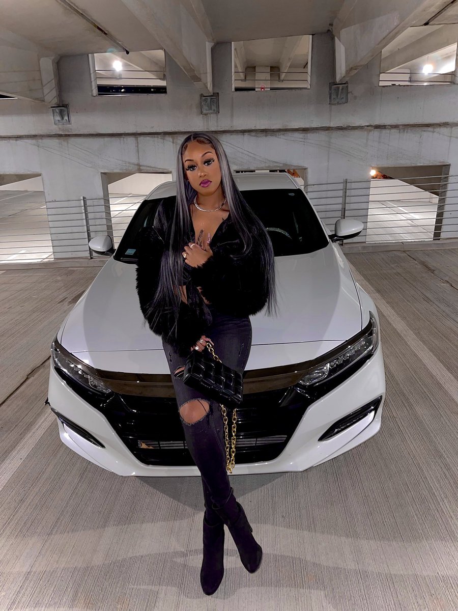 vibeswitnae's tweet photo. You know I’m a different girl. I come from a different world. 🌪🖤 https://t.co/G15bBy1iog