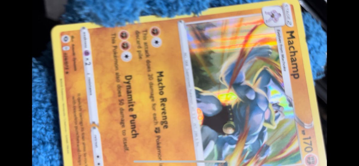 ItsAllFractal's tweet photo. @rhymestyle - thank you for the grading video. I tried some myself &amp; took some videos. Here are some screenshots of one. It won’t let me send vid. My ameture grade is 8.5-9 due to the white spots around the edge and the slightly crooked back print. I'd appreciate your thought. https://t.co/uqv3x2SCYy