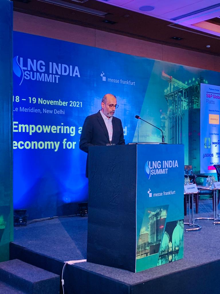 LNGIndiaSummit's tweet photo. #LNGIndiaSummit | An insightful presentation by Mr. SatinderPal (SP) Singh, CEO, Adani Total Private Limited Pvt Ltd on Energy transition trends - Role of LNG: Bridge fuel or regular fuel.
Exceptional learning experience with LNG India Summit https://t.co/11nEyNcGbG https://t.co/v6NqVZSUbZ