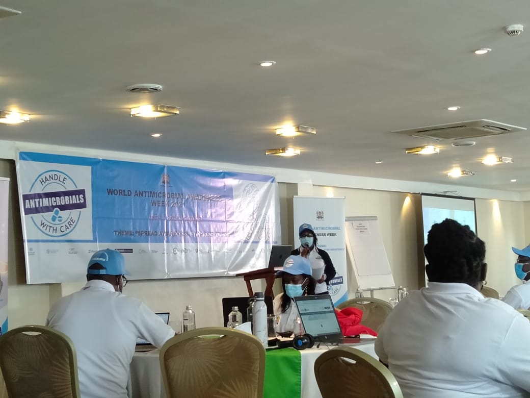 AMR_Kenya's tweet photo. Dr. Evelyn Wesangula and Dr. Allan Azegele giving opening remarks at the #WAAW2021 symposium. Join virtually too here👇
https://t.co/JEQAgmvrtl https://t.co/1lVQ9BBkdc