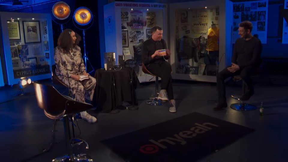 snowpatrolnews's tweet photo. Nathan, NI Music Prize 2020. πΆ #tbt
(via @OhYeahCentre YouTube)
β’
@snowpatrol @LittleMatador #snowpatrol #nathanconnoly #nimp #nimusicprize #nimp2020 #musicaward #northernireland https://t.co/IH8ZW6AWbS