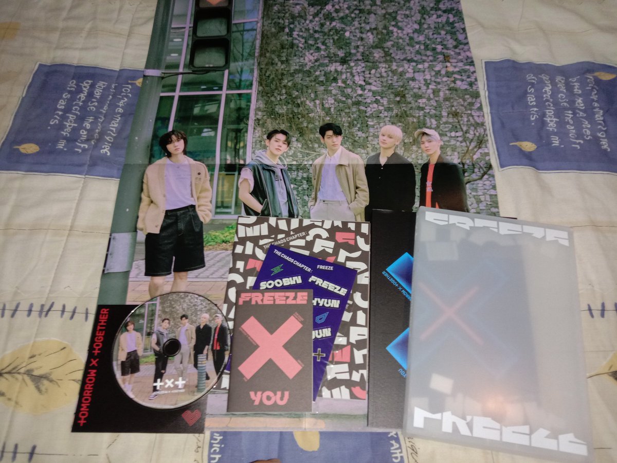 sunghoooooonnn's tweet photo. 🌙WTS LFB

🌙TXT The Chaos Chapter:Freeze Unsealed Albums 

(see photos for inclusions)

190php each 💸+lsf
170php each 💸+lsf(damaged ob) 

DOP: Payo / 3days
MOP: Gcash only
MOD: SCO only

Mine + album + version 
*2 Boy Ver.
*2 You Ver. 
*2 World Ver. https://t.co/bOShqO3ubh