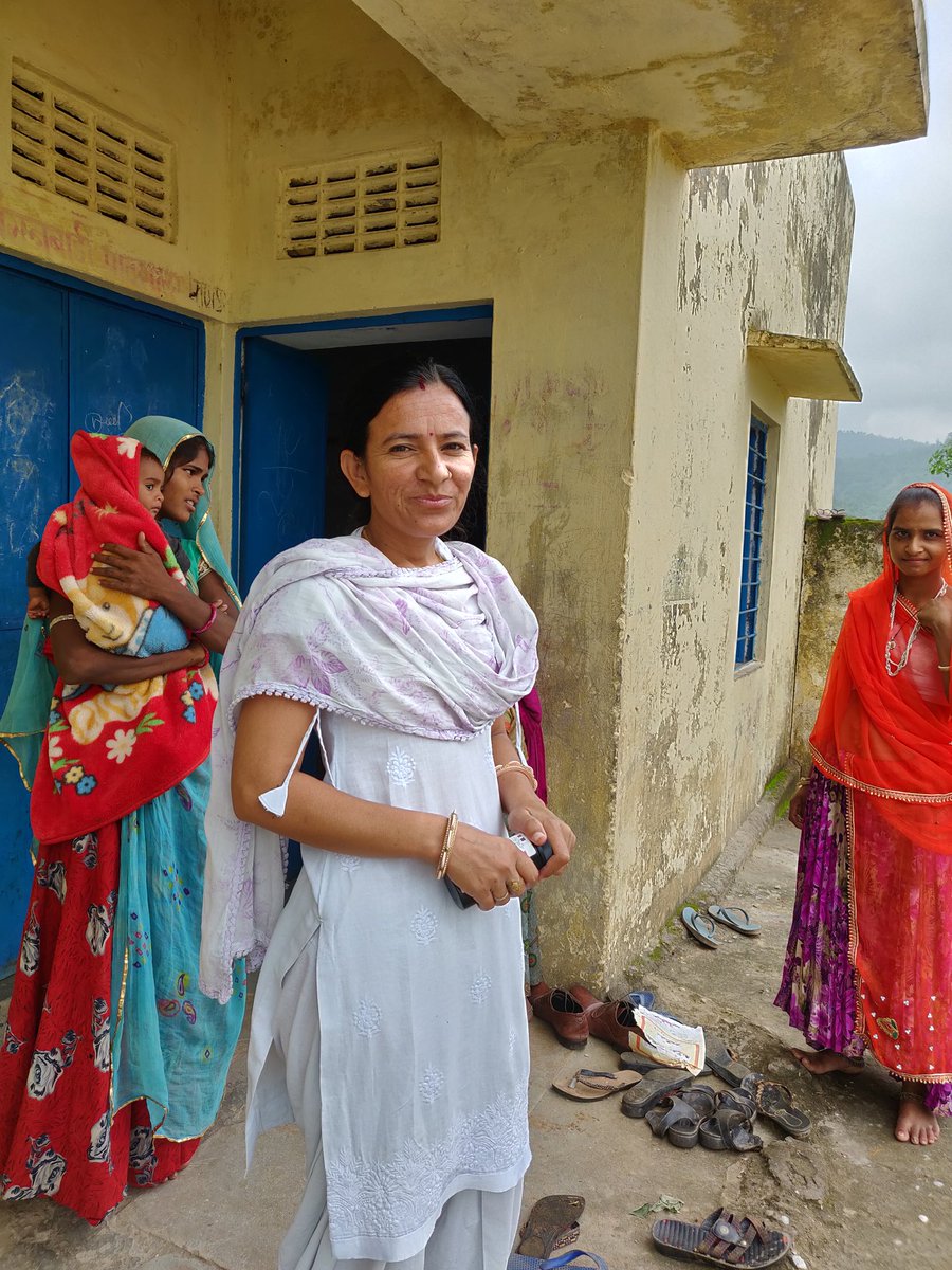 indranikashyap1's tweet photo. #WorldToiletDay2021 calls for cross sectoral collaboration between ministries, departments, local authorities plus complementary partnerships with the private sector 2 enable a toilet to be built, connected with regular water, waste disposal, repairs....
@USAID_NISHTHA 
@Jhpiego https://t.co/jJnp1wN7oc