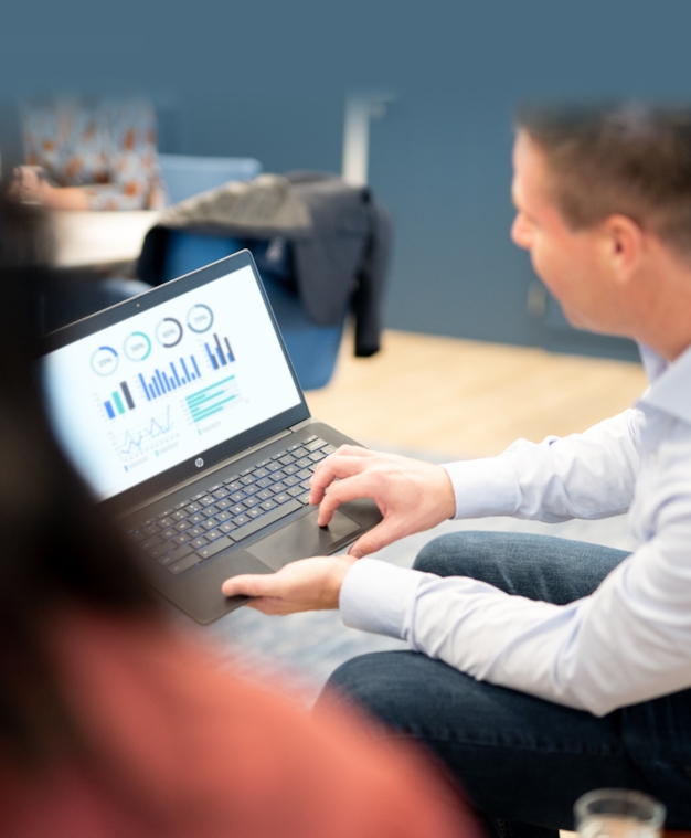 With Prowise Screen Control you can manage all your touchscreens from one central point. With the touch of a button you can install apps, push updates or change background images of all your screens. bit.ly/3qKh0OQ #controlroom #sofware #touchscreens #ScreenControl