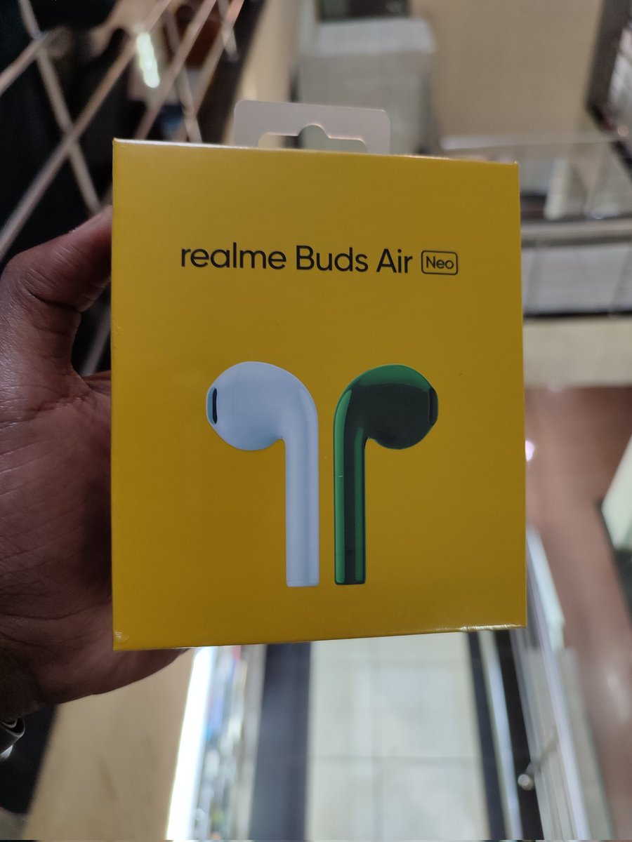 AmRoggoz's tweet photo. Leo niwauzie nini?
Realme Buds Air Neo Ksh 4,000
Samsung Earphones HS1303 Ksh 3,000
Apple Airpods 3 Ksh 29,000
Baseus WM01 Ksh 3,500
#FlavaInYourEar🎧 https://t.co/Tns8GbV4tf