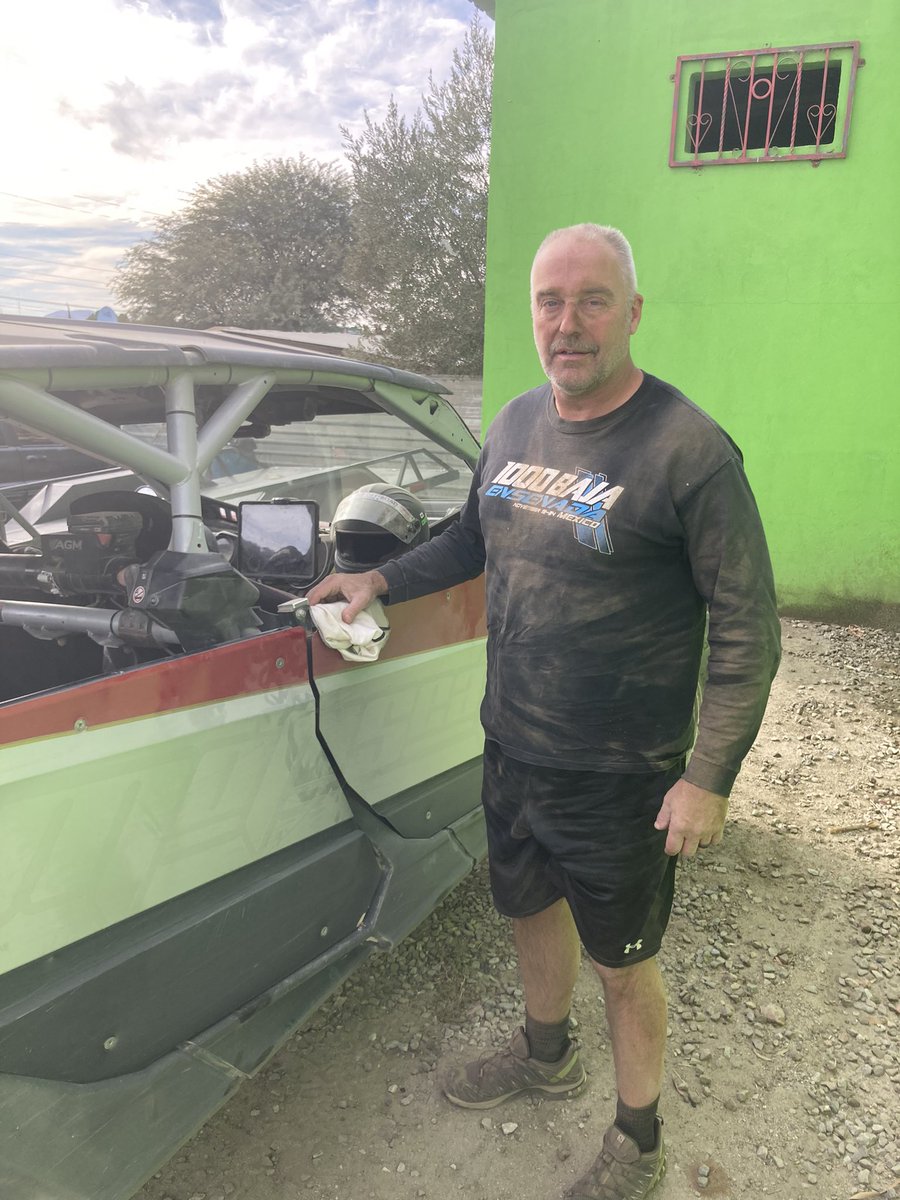 Sheriff_Baxter's tweet photo. The prep work is done, Team 585 is scheduled to start Thursday, approximately 1135 Baja time.
https://t.co/3hNXvGEKhS
Baja 1000 Live Tracking https://t.co/0j7sMcFq4Q https://t.co/0bUBQ5XkHY