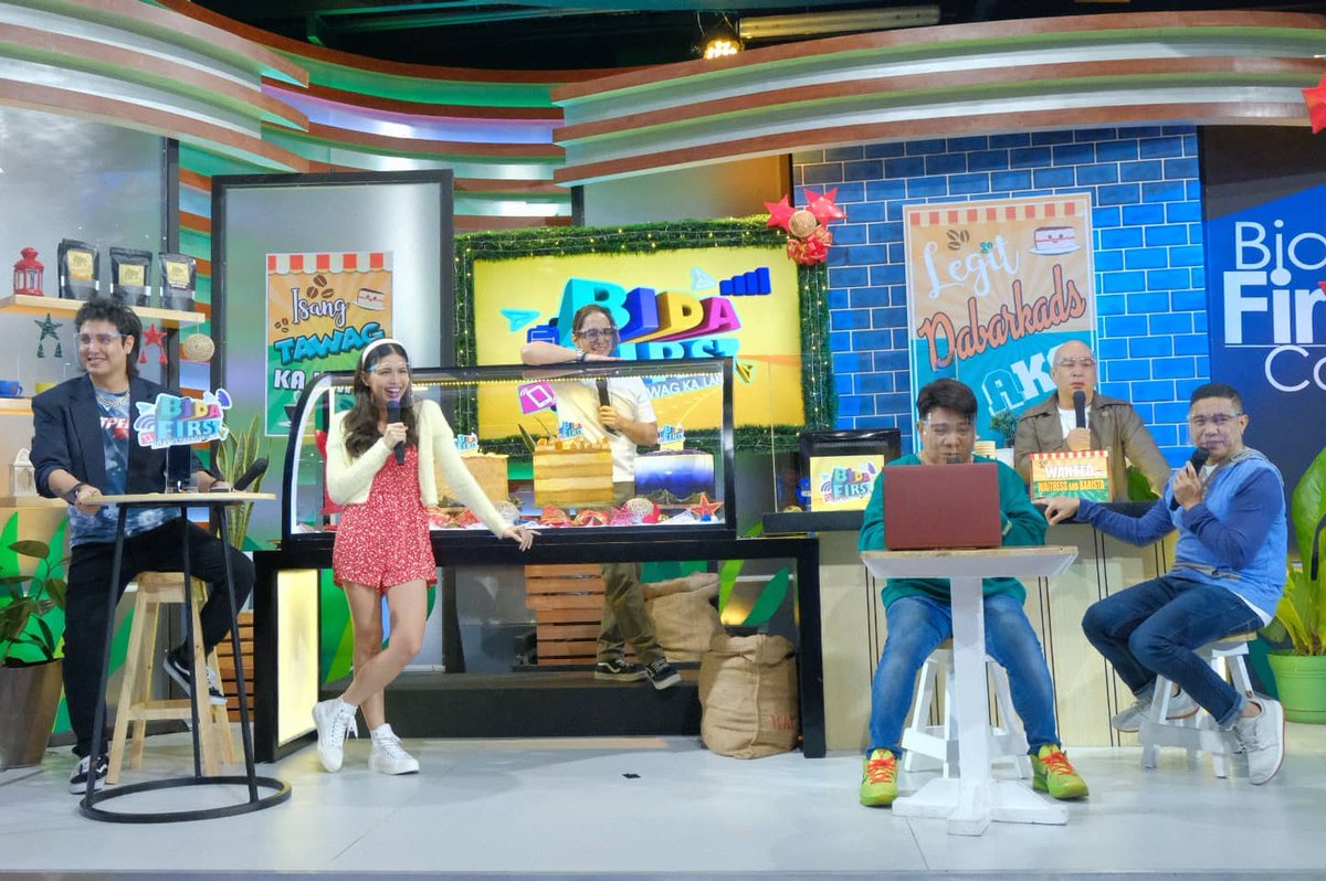 mainernimaine's tweet photo. #Repost
///@EatBulaga: #ParatingNaAngPasko 37 days na lang, Dabarkads!
Stay safe palagi 😉
@mainedcm |#MaineMendoza https://t.co/bDNJSApRNE
