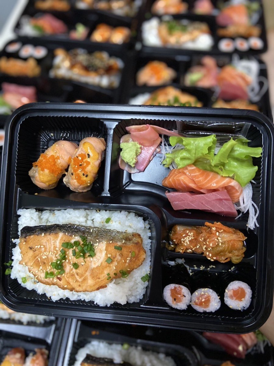 phr_ku's tweet photo. 🍤🍤🍣🍣#อาหารญี่ปุ่น🍣🍤 https://t.co/haRLgSwuQc