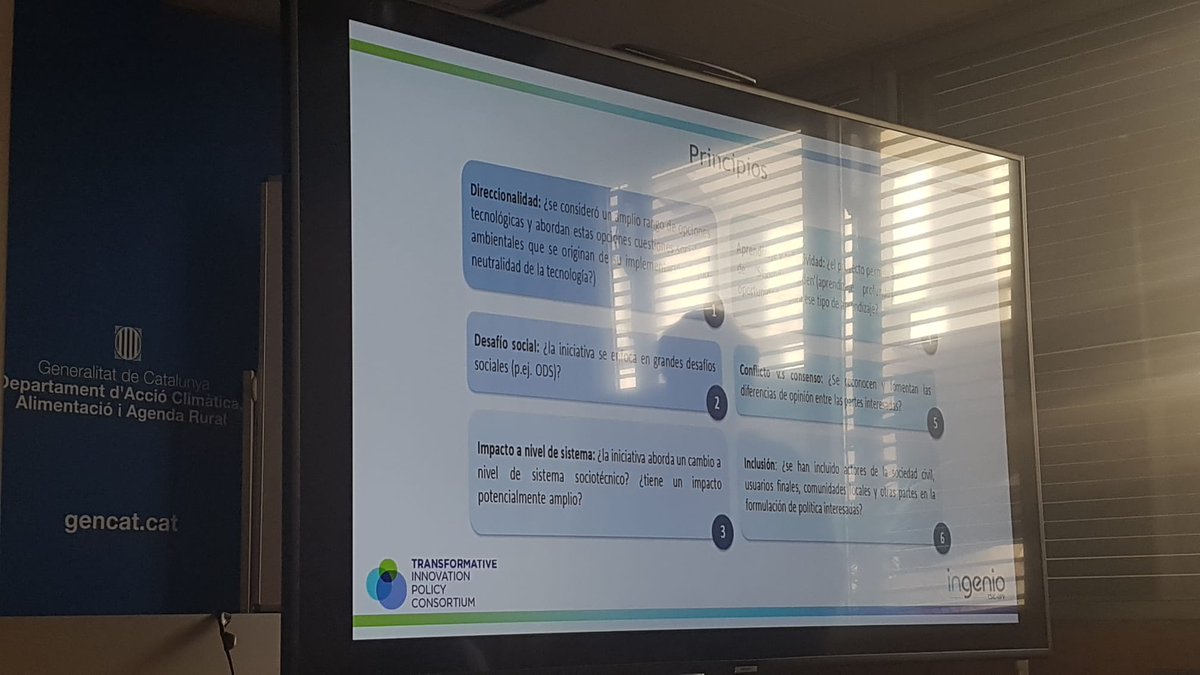 leaderponent's tweet photo. ➡️Els grups #LeaderCAT ja treballem per al nou #PDRCat ✅
💻Ahir vam formar-nos sobre identificació de la innovació dels nostres projectes i aliances transformatives amb @Ingenio_CsicUpv i @arcaruralcat 
🗂️Eines necessàries per dinamitzar el #mónrural 🏡 https://t.co/GTKROJXnyF