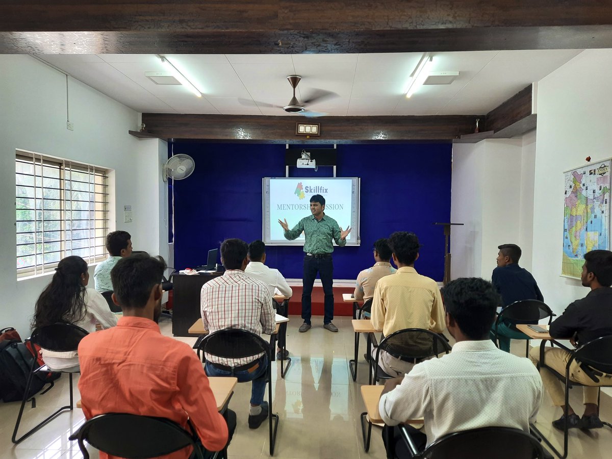 itsjoshmachine's tweet photo. The best yardstick to measure our progress is not other people, but ourselves. Am I better than what I was yesterday, is the only question worth asking when acquiring new skills.

Glimpses from our Mentorship cum Skill Development session conducted for the young guns in Bangalore https://t.co/hgjtgyrpXo