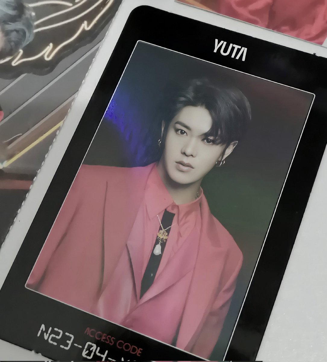 yrzenx's tweet photo. ꒰ #eynlog ꒱ ✧ ∘˚˳°
hello @KpopIntShop! thank you po for bringing yuta home T___T the wait was super worth it ><
#kpopIntShop_feedbacks https://t.co/zDF0u3iQrs
