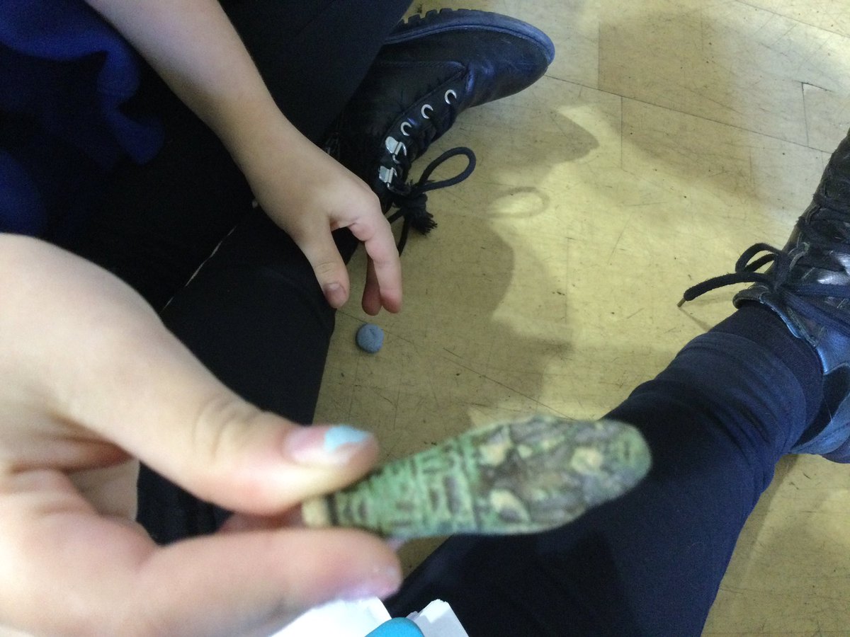 Y4StJamesNN5's tweet photo. We got to handle real artefacts #brightfutures #mregypt https://t.co/OM4VbIQEOy