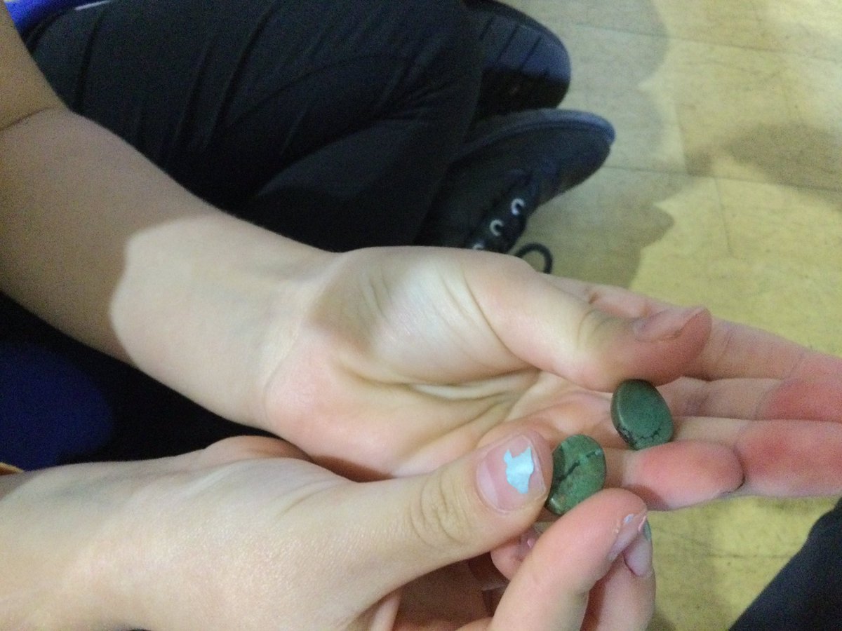 Y4StJamesNN5's tweet photo. We got to handle real artefacts #brightfutures #mregypt https://t.co/OM4VbIQEOy