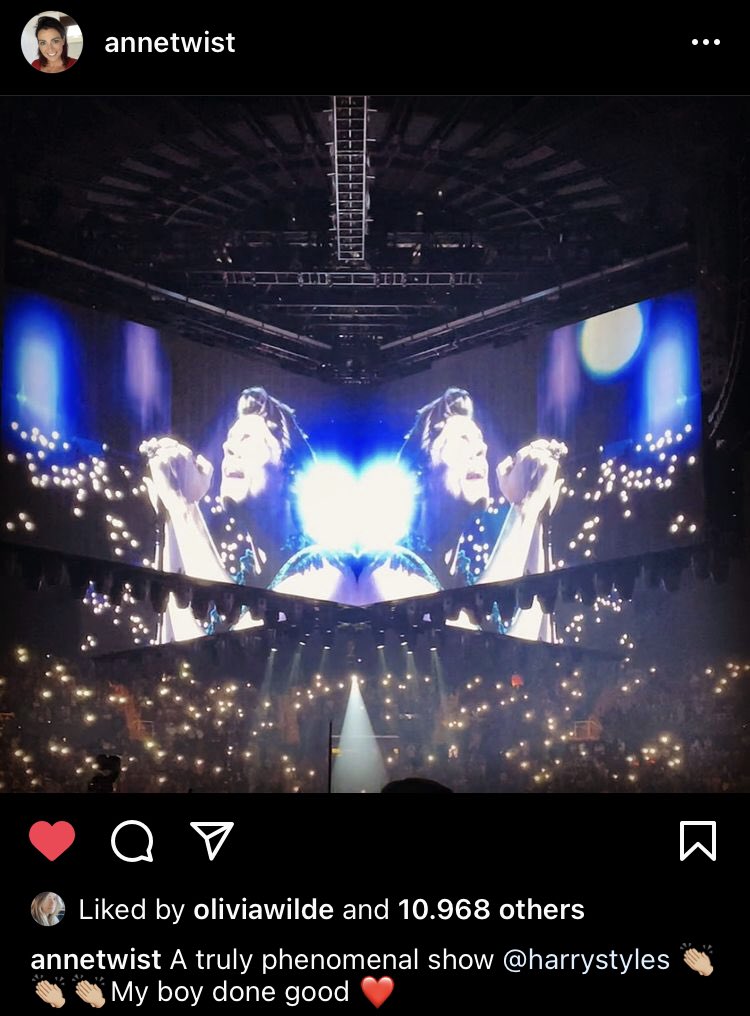 hsdaily's tweet photo. .@MrsAnneTwist via Instagram: “A truly phenomenal show @Harry_Styles 👏🏼👏🏼👏🏼My boy done good ❤️” https://t.co/XtBRzTKrDe