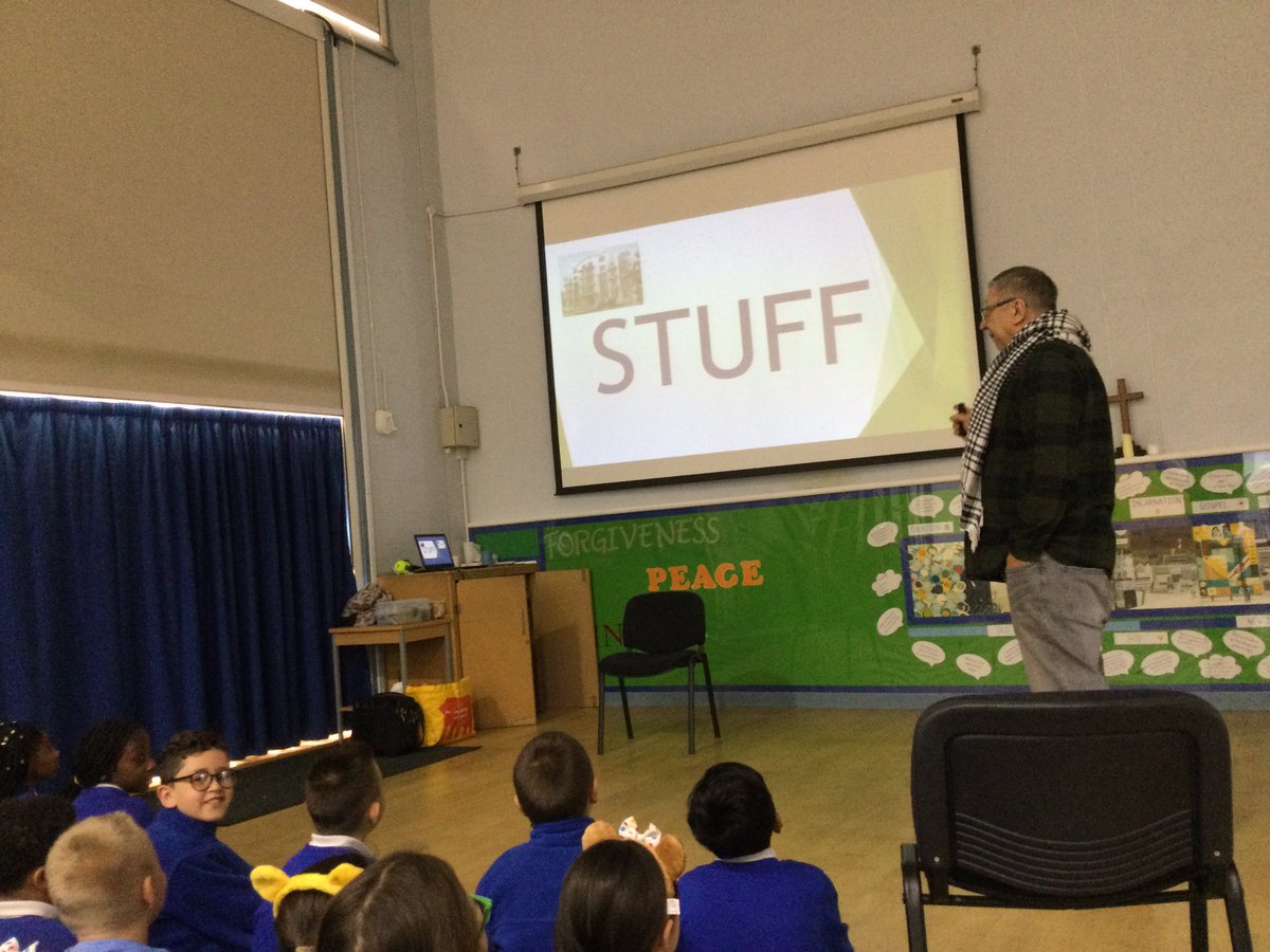 Y4StJamesNN5's tweet photo. Year 4 enjoyed a whole day with Mr Egypt #brightfutures #mregypt https://t.co/lk97W8Tw7c