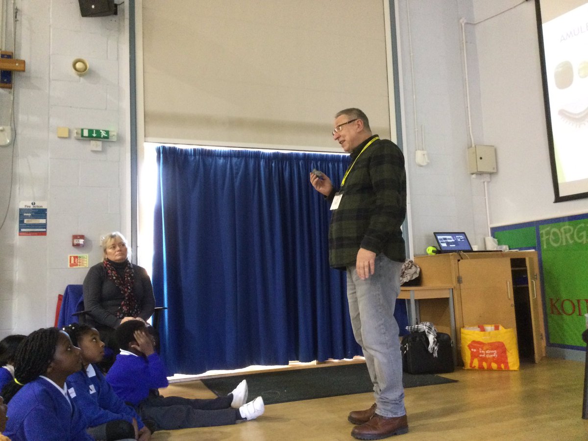 Y4StJamesNN5's tweet photo. Year 4 enjoyed a whole day with Mr Egypt #brightfutures #mregypt https://t.co/lk97W8Tw7c