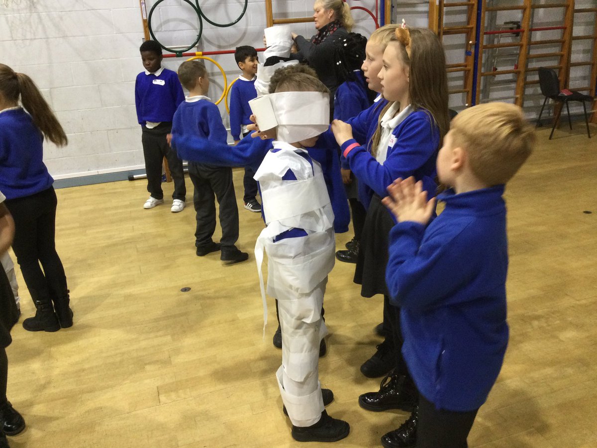 Y4StJamesNN5's tweet photo. We wrapped each other up as mumiyas #brightfutures #mregypt https://t.co/FaHL9yPHuT