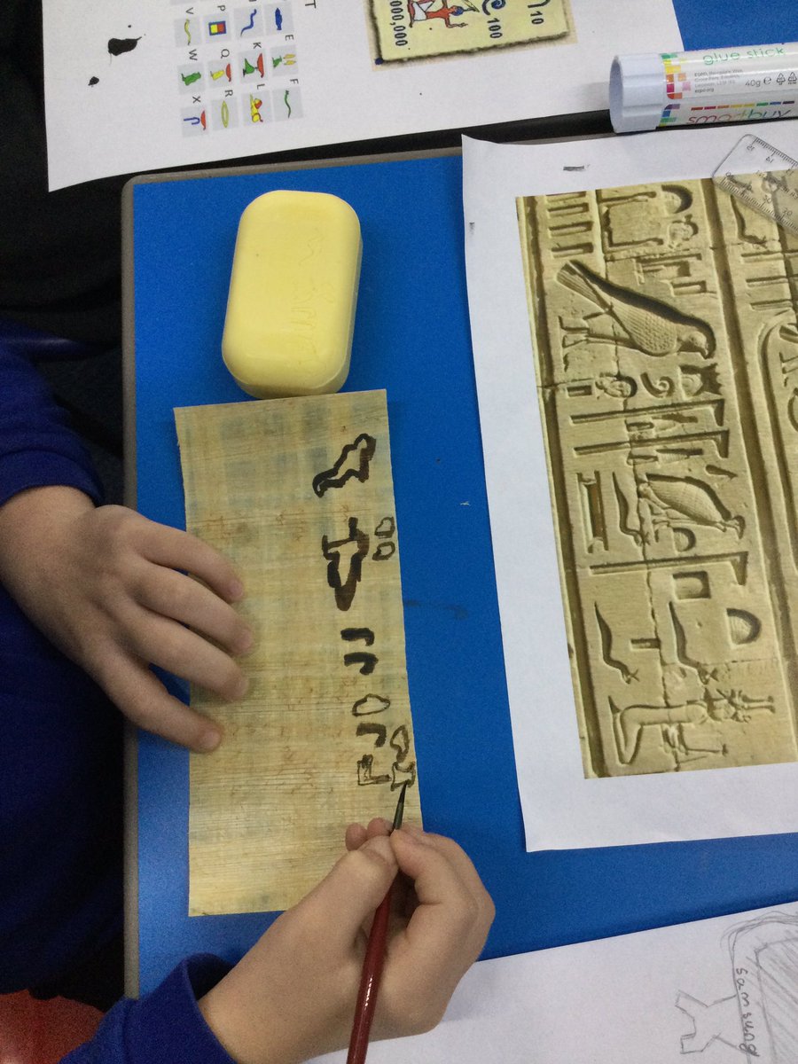 Y4StJamesNN5's tweet photo. Drawing and deciphering hieroglyphs #brightfutures https://t.co/Bkq1C6E6Vd