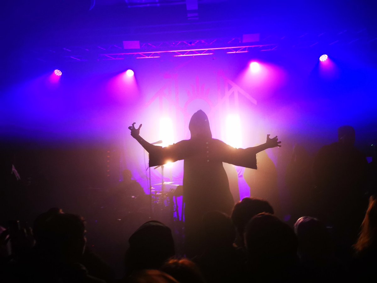 jenny123balls's tweet photo. @Sleep_Token @ Arts Club, Liverpool 
28.01.20 vs. 17.11.21 

I have no words for how good this band is to watch live 

#worship 🤘🏻 https://t.co/a2dSJeqGmZ