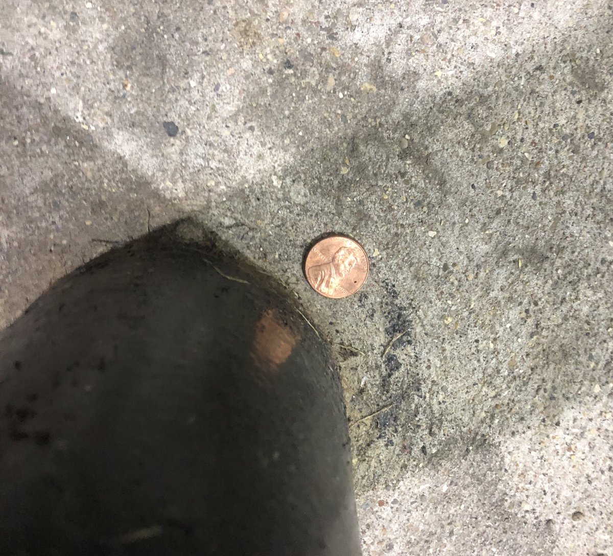 Crowe1421's tweet photo. Found at the gas station first thing this morning. I guess weβll see. #findapenny #pickitup https://t.co/QyfohHdWLY