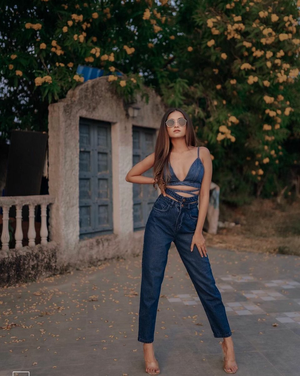 FreakinsIndia's tweet photo. Ain't no one else acing denim on denim better than @aayushii_sharmaa_ 🤩💓

Shop the uber chic styles only on https://t.co/tLgXECkmfd⚡
---------------------------

#Freakins #WhatsYourFreak #denim #MadeInIndia #denimjeans #indigo #denimwashes #makeinindia #freakinstyle https://t.co/LOQIekTCx4