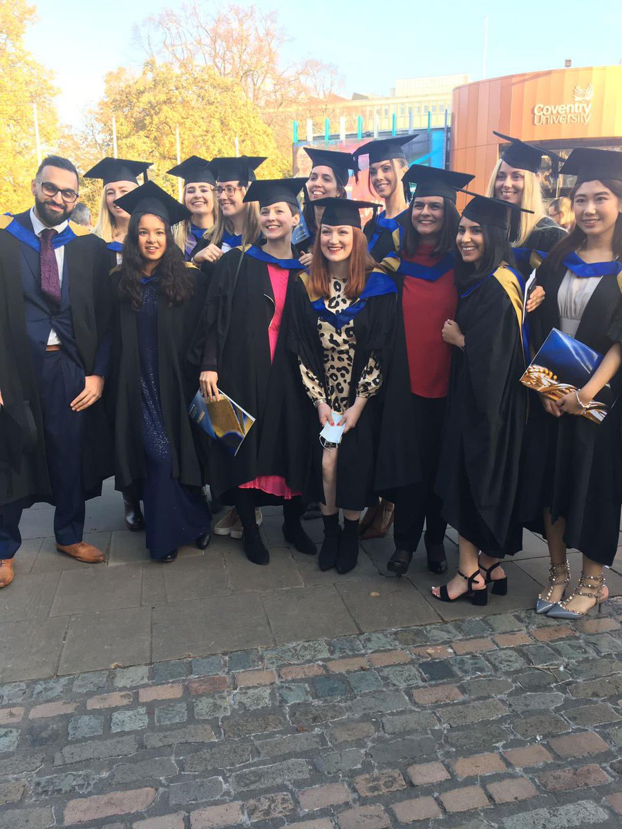 linslizc's tweet image. Graduated yesterday 😊 hugely proud of myself and my classmates