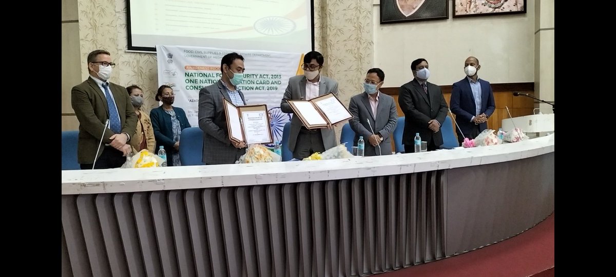 CSCMeghalaya's tweet photo. Signing of MoU between CSC SPV &amp; Dept of Food &amp; Civil Supplies Govt Of Meghalaya today at Yojana Bhavan. Another achievement done this FY which will give support to CSCs in Meghalaya . 

@CSCegov_ @dintya15 @sanjaykrakesh https://t.co/BiWOPwF3m0