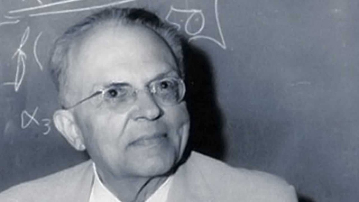 JKajmano's tweet photo. El filósofo, físico y #esperantista Rudolf #Carnap y un servidor os deseamos feliz Día Mundial de la #Filosofía.
La filozofo, fizikisto kaj esperantisto Rudolf Carnap kaj mi deziras al vi feliĉan Tutmondan #Filozofio-Tagon.
@guillermardos @jzamorabonilla @LHFC_UNED @UNEDfilosofia https://t.co/YbZcCCyEfh