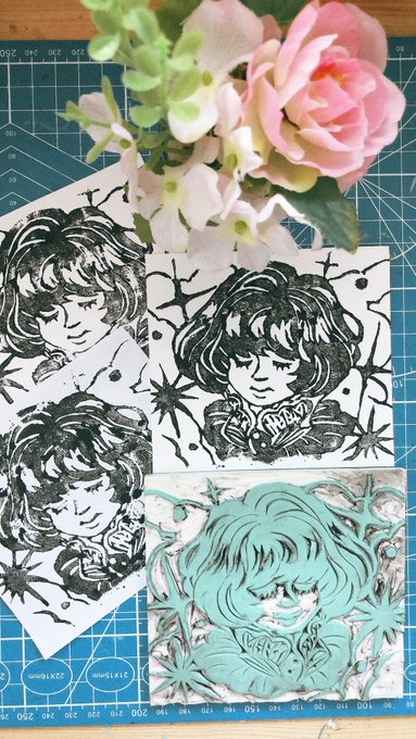 Today's attempt in distracting myself was rubber stamp making ✨ 