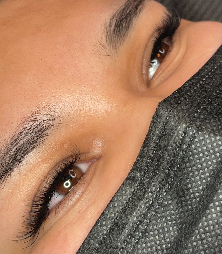 97lashesbysid's tweet photo. Fluffy classics are alway so sleek and elegant!! https://t.co/XcLn5JDul4