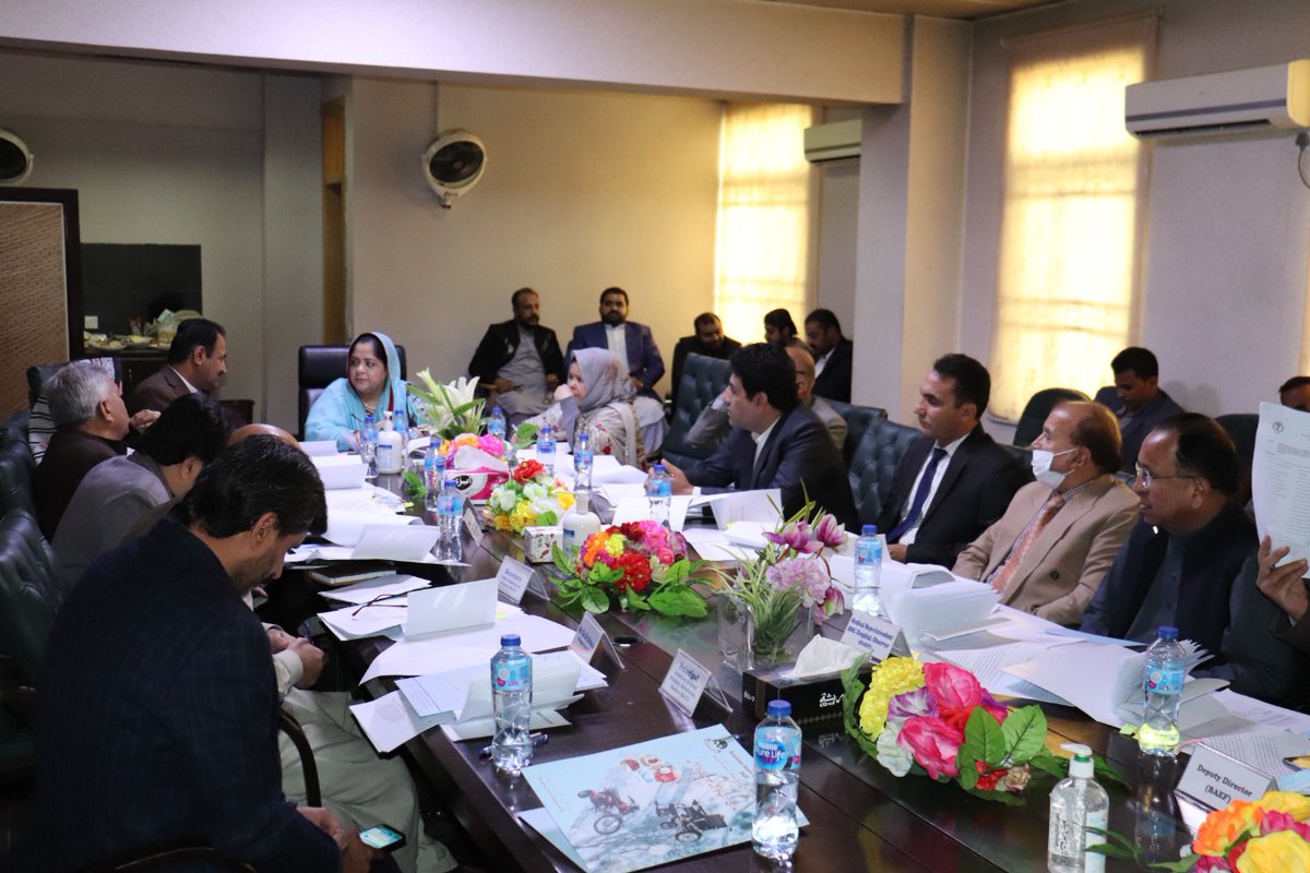 swsenfhr's tweet photo. 16th Board meeting of BAEF presided by @RindBushra Parliamentary Secretary for Social Welfare Deptt. Balochistan. Cases of 402 deserving patients were approved for Treatment. 17-11-2021 https://t.co/FB6DHT15KP