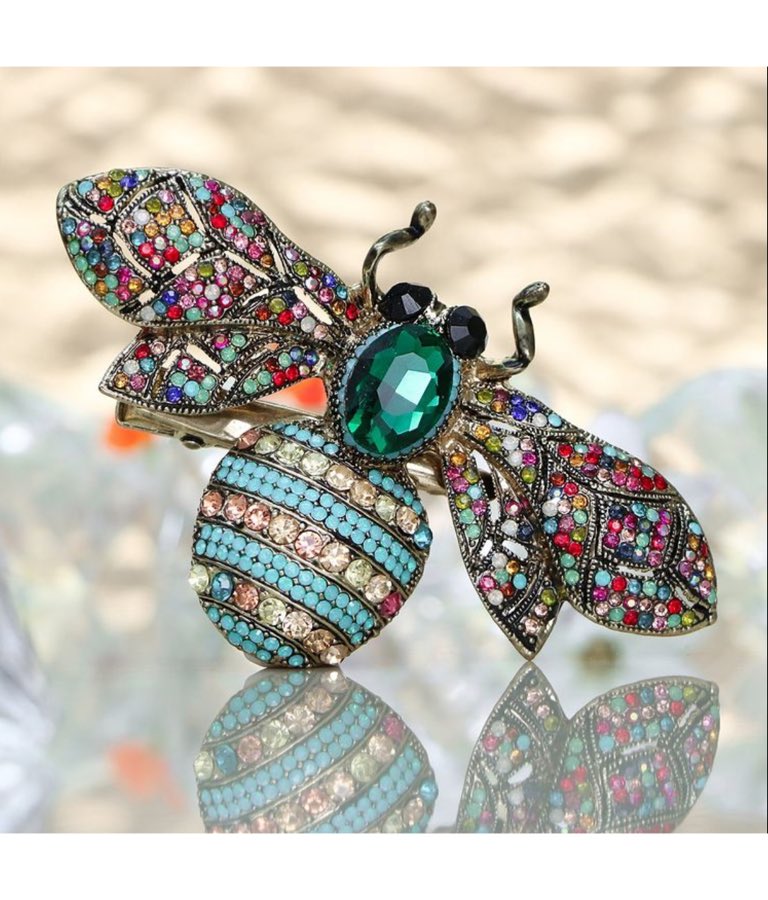 Nantucket_Shop's tweet image. The beautiful crystal bug brooch/hairclip is back in stock #brooch #Crystal #hairaccessories #reigate #giftideas @rosiefoxlondon