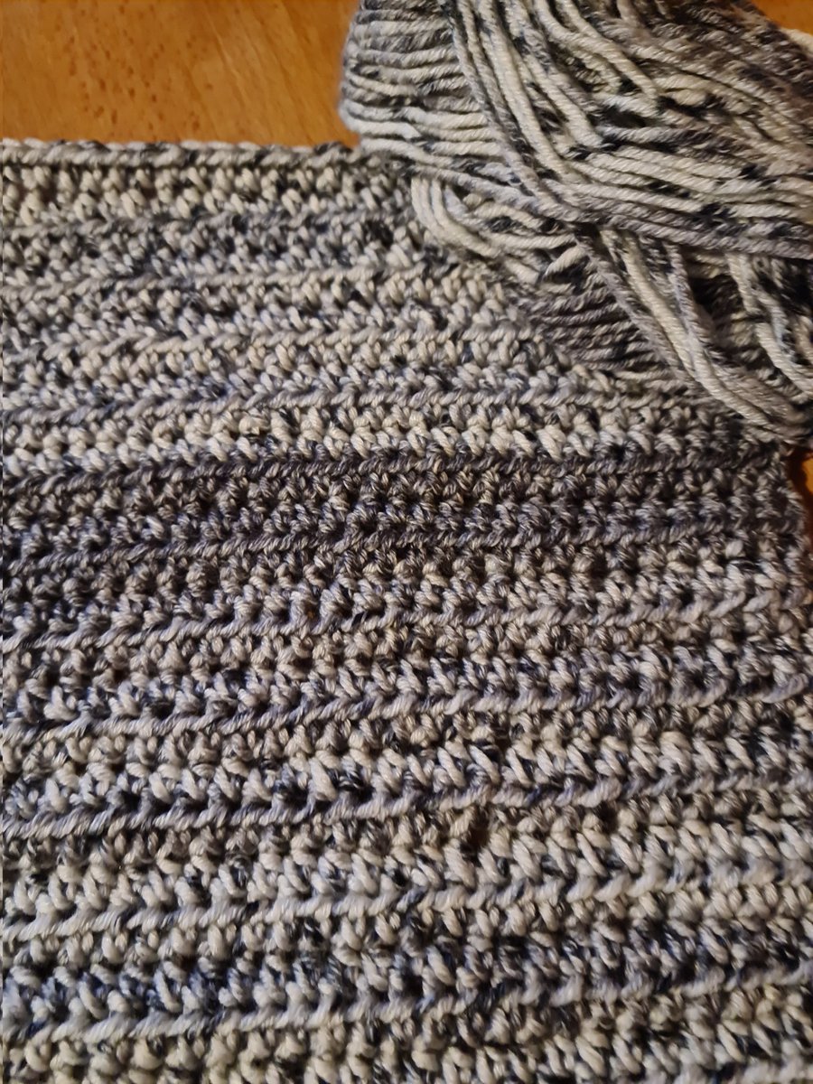 Loving the subtle pattern on this scarf 🥰 They might get listed on my shop next month too #earlybiz #MHHSBD #uksmallbiz #handmade