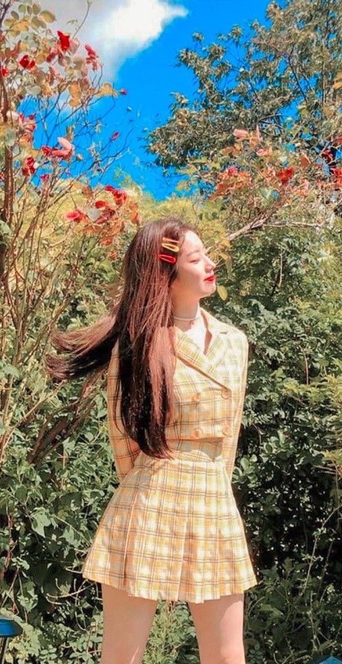 98WITCHKDH's tweet photo. ㅤㅤ
Hi! Sinagtala Calliope Isobel Seydoux is the name! Oo ang long kaya Tala, Callie, Izzie, or kung ano nalang gusto mong tawag. I go by she/her pronouns! Super fave ko ang paramore and b99 kaya if same, edi hmu! :p

#AUAkoLangTo
@AUAMAIN

ㅤㅤ https://t.co/ZpvOqXyE5l