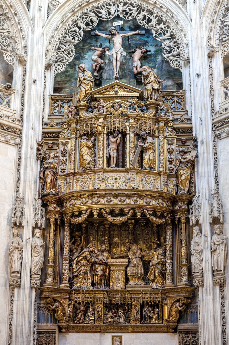 Businirmaslejos's tweet photo. RETABLO DEL CONDESTABLE
En la #CapilladelCondestable de la #CatedraldeBurgos destaca un retablo en el que trabajaron, mano a mano, en uno de los duelos más señalados del arte español, dos de los artistas más reputados del renacimiento español: #FelipedeBigarny y #DiegodeSiloe https://t.co/Yxr4y5NS4d